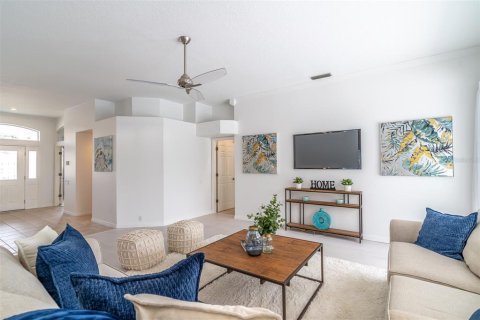 Villa ou maison à vendre à Oviedo, Floride: 4 chambres, 234.11 m2 № 2266632 - photo 6