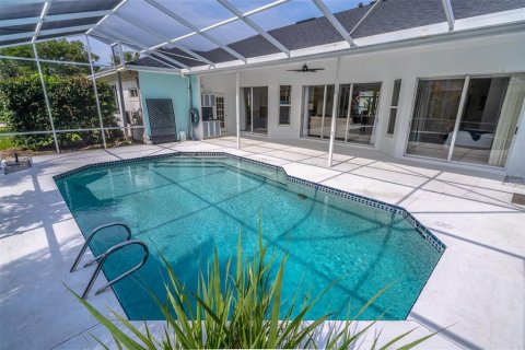 Villa ou maison à vendre à Oviedo, Floride: 4 chambres, 234.11 m2 № 2266632 - photo 2