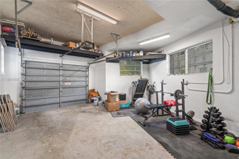 Villa ou maison à vendre à Coral Gables, Floride: 4 chambres, 258.92 m2 № 2064716 - photo 25