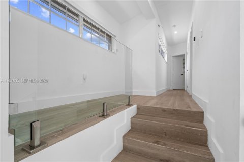 Villa ou maison à vendre à Coral Gables, Floride: 4 chambres, 258.92 m2 № 2064716 - photo 29