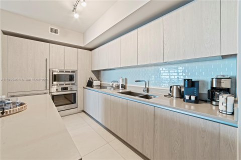 Copropriété à louer à Hollywood, Floride: 1 chambre, 78.97 m2 № 1933860 - photo 15