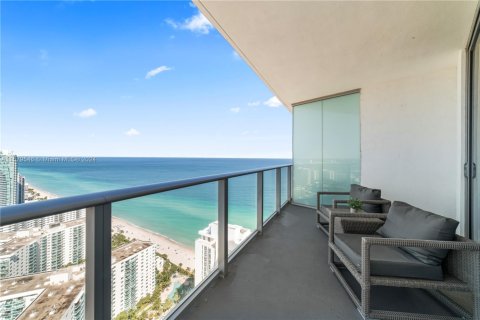 Copropriété à louer à Hollywood, Floride: 1 chambre, 78.97 m2 № 1933860 - photo 24