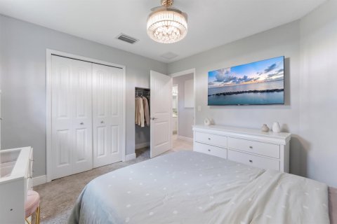 Villa ou maison à vendre à Port St. Lucie, Floride: 4 chambres, 212.37 m2 № 2393199 - photo 26