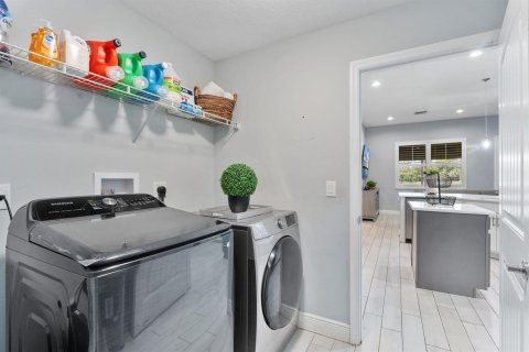 Villa ou maison à vendre à Port St. Lucie, Floride: 4 chambres, 212.37 m2 № 2393199 - photo 30
