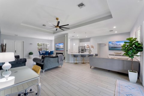 Villa ou maison à vendre à Port St. Lucie, Floride: 4 chambres, 212.37 m2 № 2393199 - photo 15