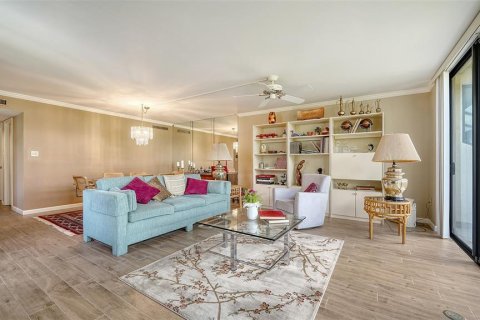 Condo in Sarasota, Florida, 2 bedrooms  № 1736264 - photo 7