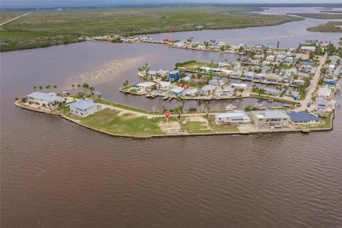 Terreno en venta en Matlacha, Florida № 1905866 - foto 8