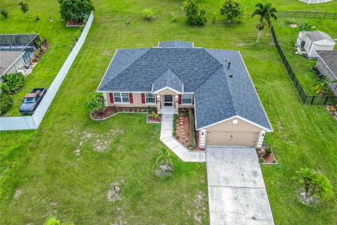 Villa ou maison à vendre à Haines City, Floride: 3 chambres, 172.61 m2 № 1878285 - photo 9