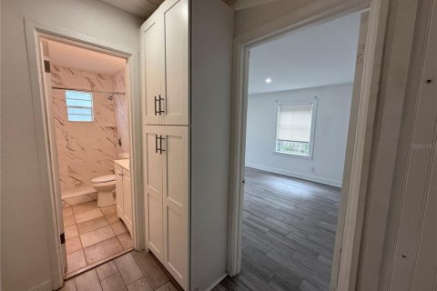 Villa ou maison à vendre à Orlando, Floride: 2 chambres, 72.09 m2 № 2411506 - photo 10
