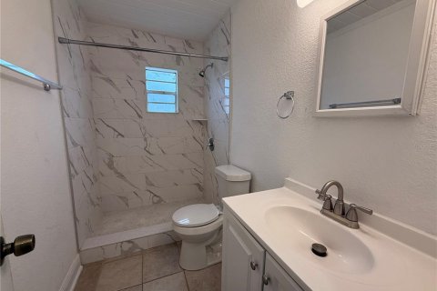 Villa ou maison à vendre à Orlando, Floride: 2 chambres, 72.09 m2 № 2411506 - photo 11