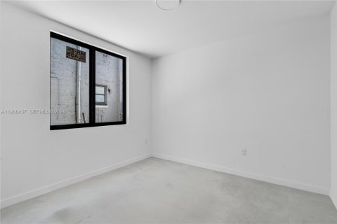 Condominio en venta en Miami, Florida, 3 dormitorios, 120.77 m2 № 2031684 - foto 17