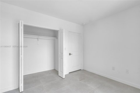 Condominio en venta en Miami, Florida, 3 dormitorios, 120.77 m2 № 2031684 - foto 15