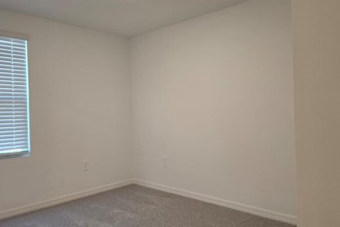 Townhouse in Poinciana, Florida 3 bedrooms, 130.71 sq.m. № 2219407 - photo 8