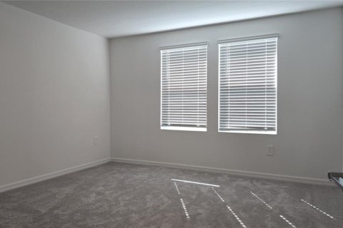 Townhouse in Poinciana, Florida 3 bedrooms, 130.71 sq.m. № 2219407 - photo 6