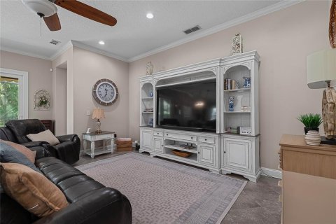 House in Palm Coast, Florida 3 bedrooms, 191.1 sq.m. № 1799714 - photo 9