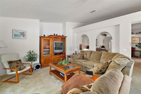 Casa en venta en Eustis, Florida, 3 dormitorios, 174.1 m2 № 1854475 - foto 17