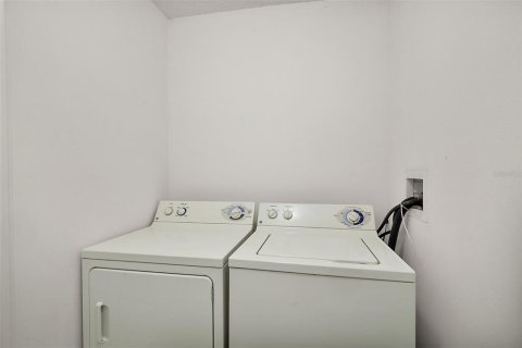 Casa en venta en Eustis, Florida, 3 dormitorios, 174.1 m2 № 1854475 - foto 27