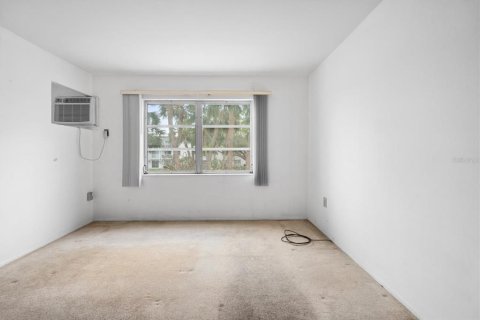 Condo in Bradenton, Florida, 1 bedroom  № 1568127 - photo 29