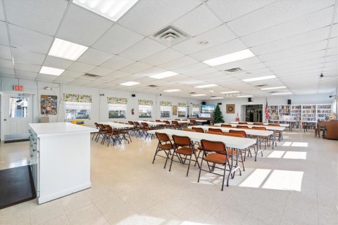 Condo in Bradenton, Florida, 1 bedroom  № 1568127 - photo 6