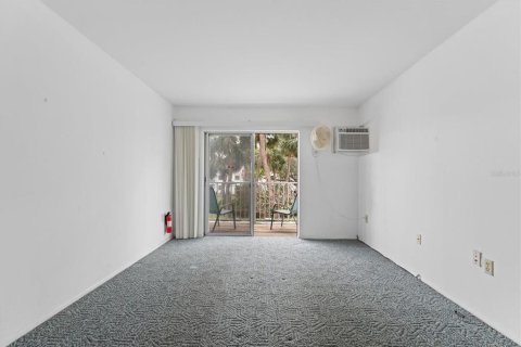 Condo in Bradenton, Florida, 1 bedroom  № 1568127 - photo 22