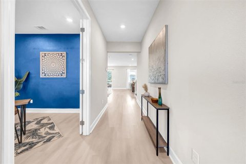 Casa en venta en Wesley Chapel, Florida, 4 dormitorios, 241.64 m2 № 1916284 - foto 3