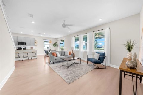 Casa en venta en Wesley Chapel, Florida, 4 dormitorios, 241.64 m2 № 1916284 - foto 9