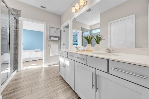 Casa en venta en Wesley Chapel, Florida, 4 dormitorios, 241.64 m2 № 1916284 - foto 22