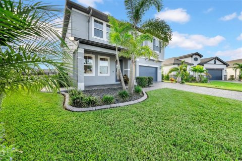 Casa en venta en Wesley Chapel, Florida, 4 dormitorios, 241.64 m2 № 1916284 - foto 2