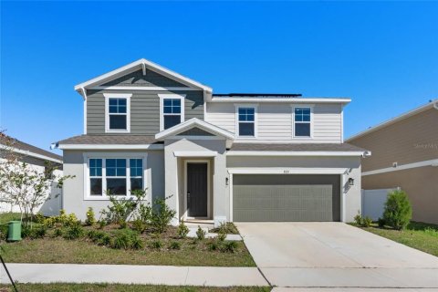 House in Haines City, Florida 5 bedrooms, 288.55 sq.m. № 1587767 - photo 2