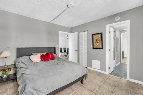 Condominio en venta en Fort Lauderdale, Florida, 2 dormitorios, 70.23 m2 № 2000226 - foto 18