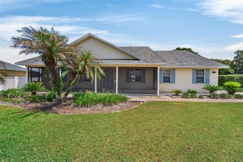 Villa ou maison à Bartow, Floride 3 chambres, 215.53 m2 № 2094589