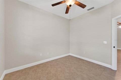 Villa ou maison à vendre à Bartow, Floride: 3 chambres, 215.53 m2 № 2094589 - photo 10