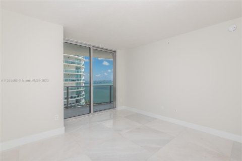 Condominio en venta en Miami, Florida, 3 dormitorios, 187.48 m2 № 1860394 - foto 27