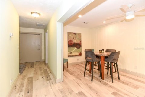 Villa ou maison à vendre à Ormond Beach, Floride: 3 chambres, 226.87 m2 № 2102154 - photo 26