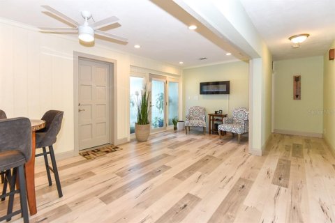 Villa ou maison à vendre à Ormond Beach, Floride: 3 chambres, 226.87 m2 № 2102154 - photo 25