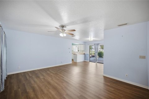Casa en venta en Ocala, Florida, 2 dormitorios, 113.71 m2 № 2386333 - foto 6