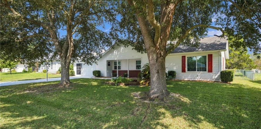 Casa en Ocala, Florida 2 dormitorios, 113.71 m2 № 2386333