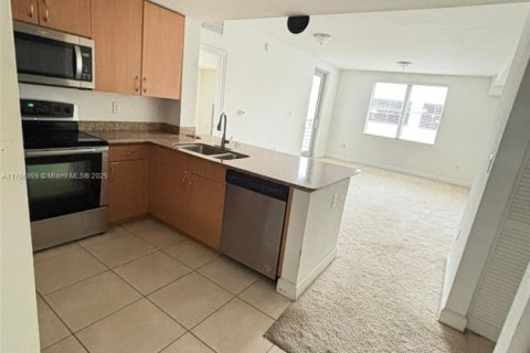 Купить кондоминиум в Холливуд, Флорида 2 спальни, 96.25м2, № 1959510 - фото 6