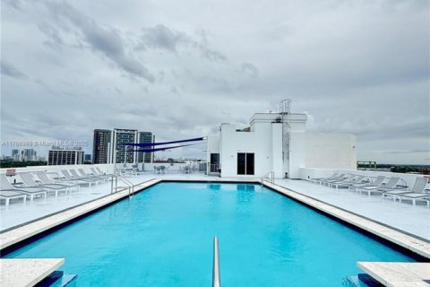 Купить кондоминиум в Холливуд, Флорида 2 спальни, 96.25м2, № 1959510 - фото 17