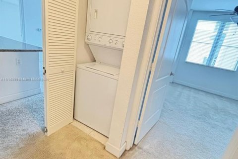 Купить кондоминиум в Холливуд, Флорида 2 спальни, 96.25м2, № 1959510 - фото 13