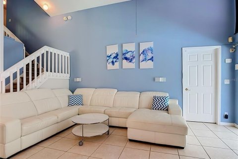 Villa ou maison à vendre à Davenport, Floride: 4 chambres, 196.77 m2 № 2310440 - photo 15