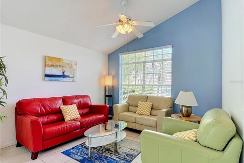 Villa ou maison à vendre à Davenport, Floride: 4 chambres, 196.77 m2 № 2310440 - photo 8