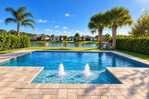 House in Port St. Lucie, Florida 5 bedrooms, 265.79 sq.m. № 2422166 - photo 20