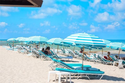 Condominio en venta en Miami Beach, Florida, 1 dormitorio, 61.5 m2 № 1714213 - foto 21