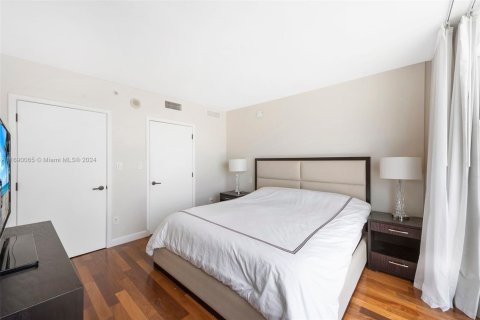 Condominio en venta en Miami Beach, Florida, 1 dormitorio, 61.5 m2 № 1714213 - foto 13