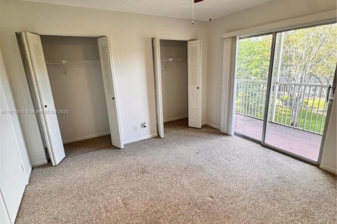 Condo in Pembroke Pines, Florida, 1 bedroom  № 1923744 - photo 19