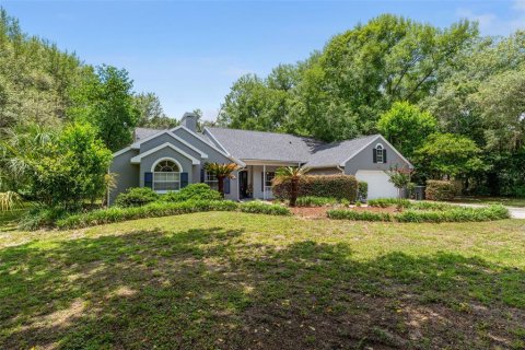 Villa ou maison à vendre à Beverly Hills, Floride: 3 chambres, 211.45 m2 № 2209607 - photo 2