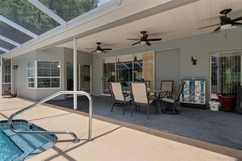 Villa ou maison à vendre à Beverly Hills, Floride: 3 chambres, 211.45 m2 № 2209607 - photo 8