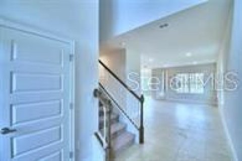 Casa en venta en Winter Haven, Florida, 4 dormitorios, 223.43 m2 № 1679841 - foto 2