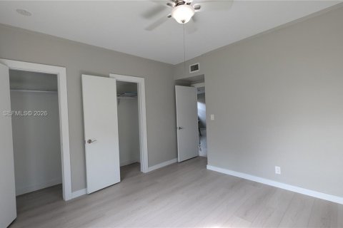 Casa en venta en Hollywood, Florida, 2 dormitorios, 82.13 m2 № 2000438 - foto 12